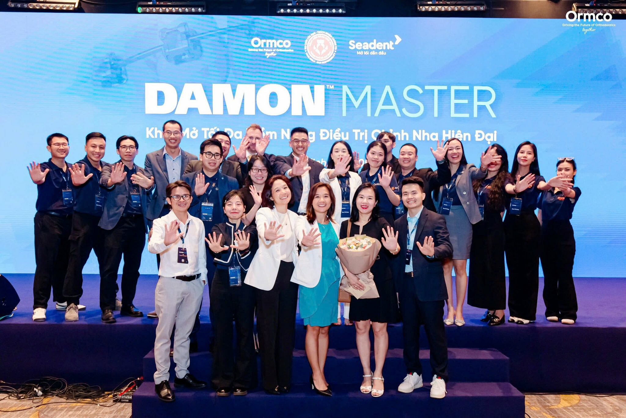 NHA KHOA THÚY ĐỨC 11