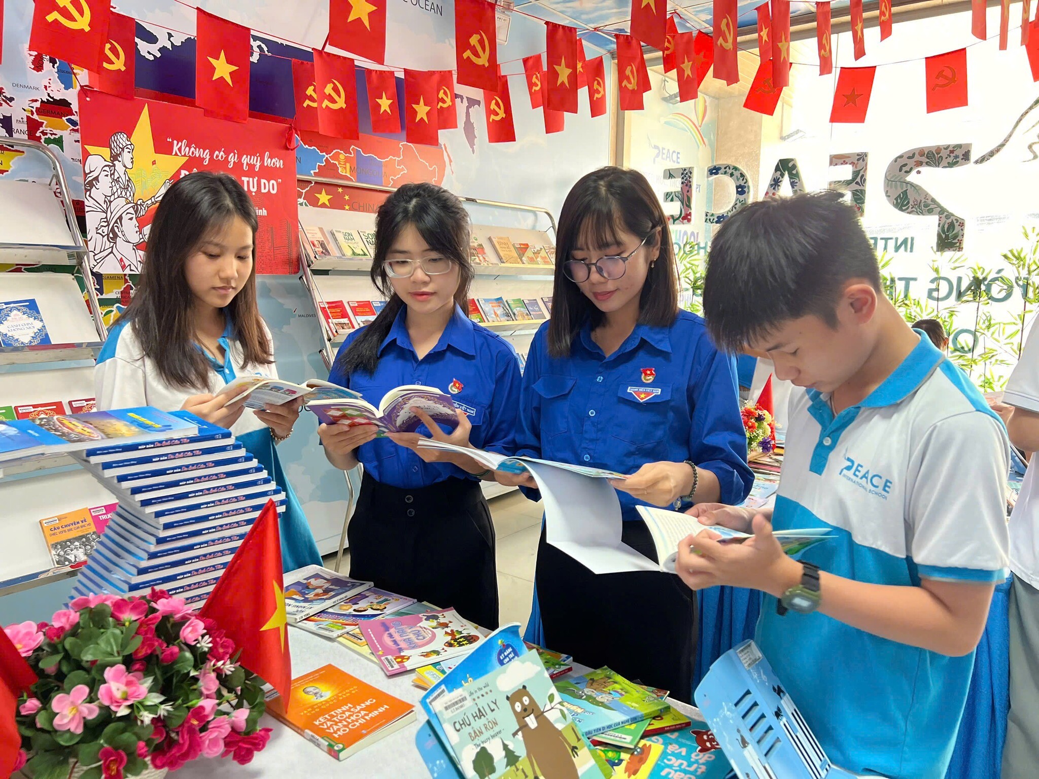 TRƯỜNG TIỂU HỌC, THCS VÀ THPT QUỐC TẾ HÒA BÌNH 3