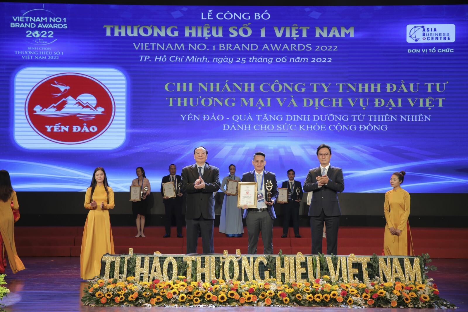 Yến Việt Thiên Nhiên 3