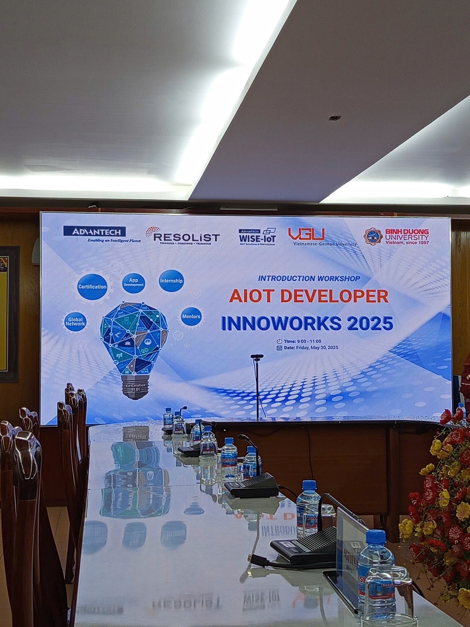 Tư Vấn Giáo Dục Và Đào Tạo Resolist 8