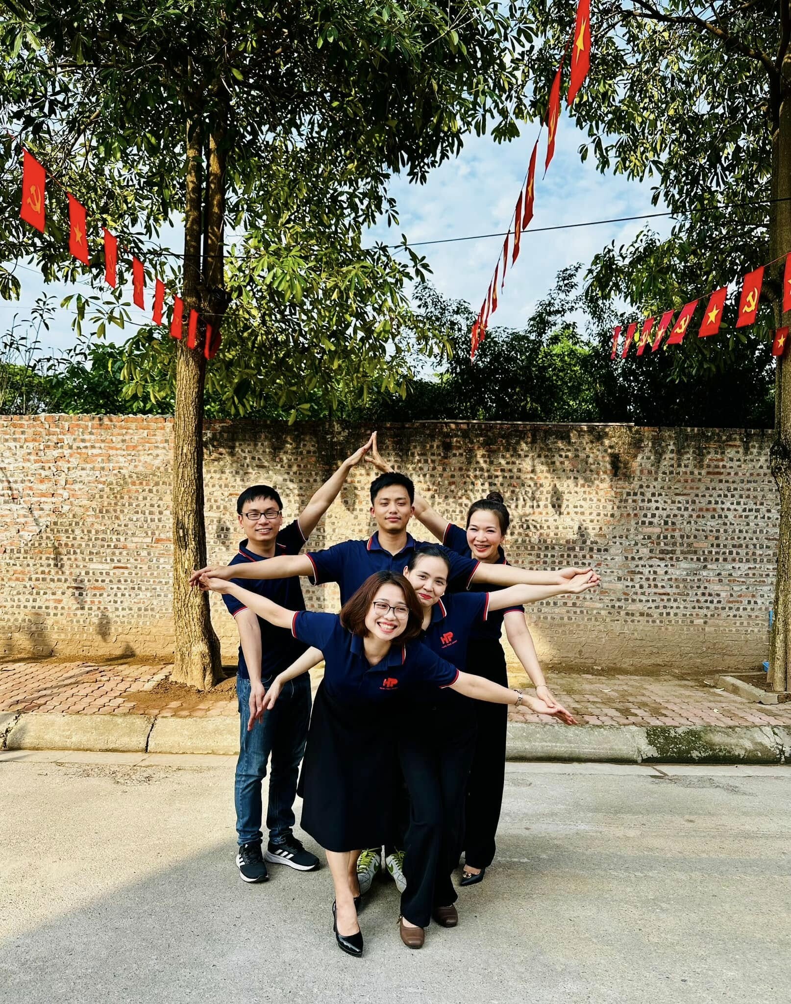 ĐẦU TƯ PHÁT TRIỂN VÀ XUẤT NHẬP KHẨU HƯNG PHÚC 9