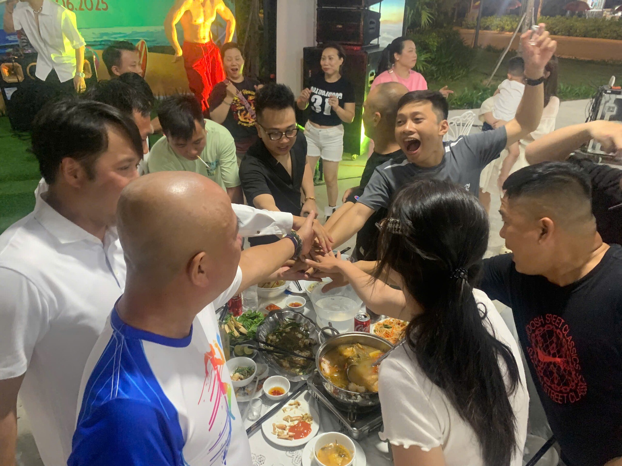 Bất động sản và Dịch vụ Tiếp vận Bách Tín 3