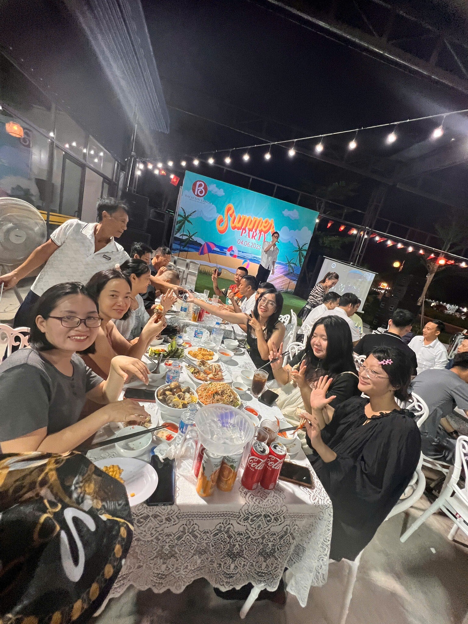 Bất động sản và Dịch vụ Tiếp vận Bách Tín 2