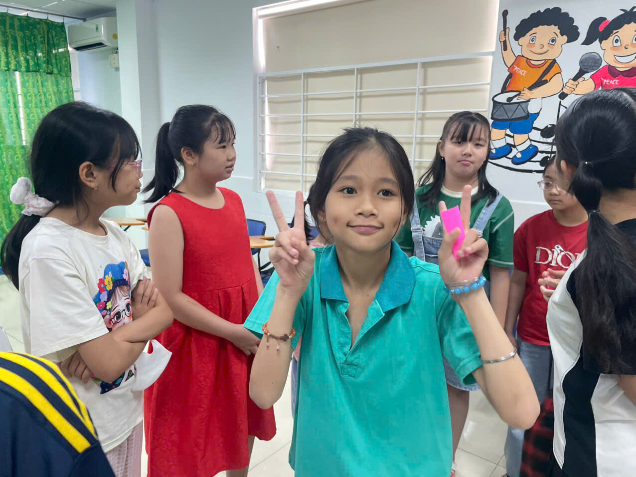 TRƯỜNG TIỂU HỌC, THCS VÀ THPT QUỐC TẾ HÒA BÌNH 4