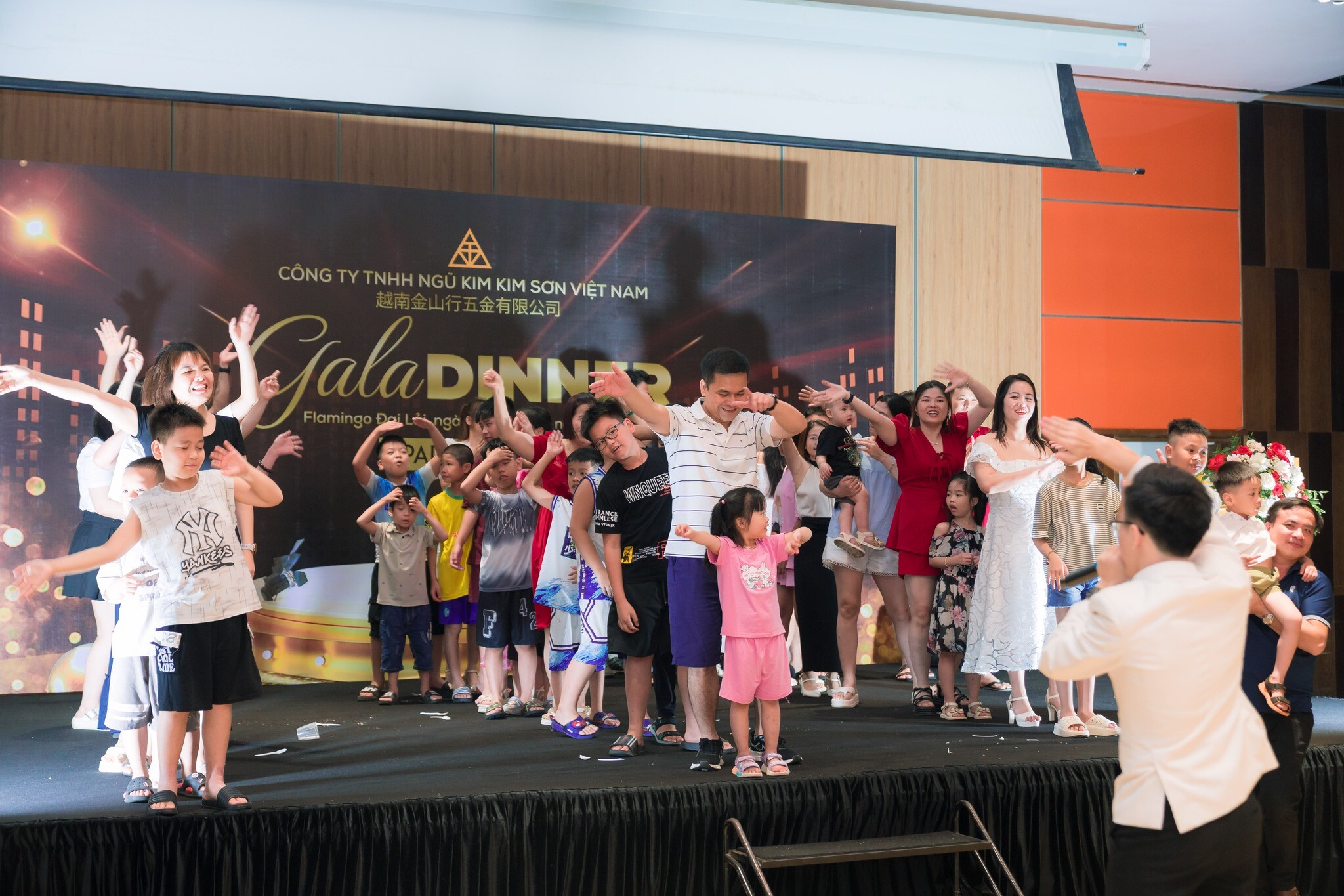 DU LỊCH VÀ DỊCH VỤ LALAGO 6