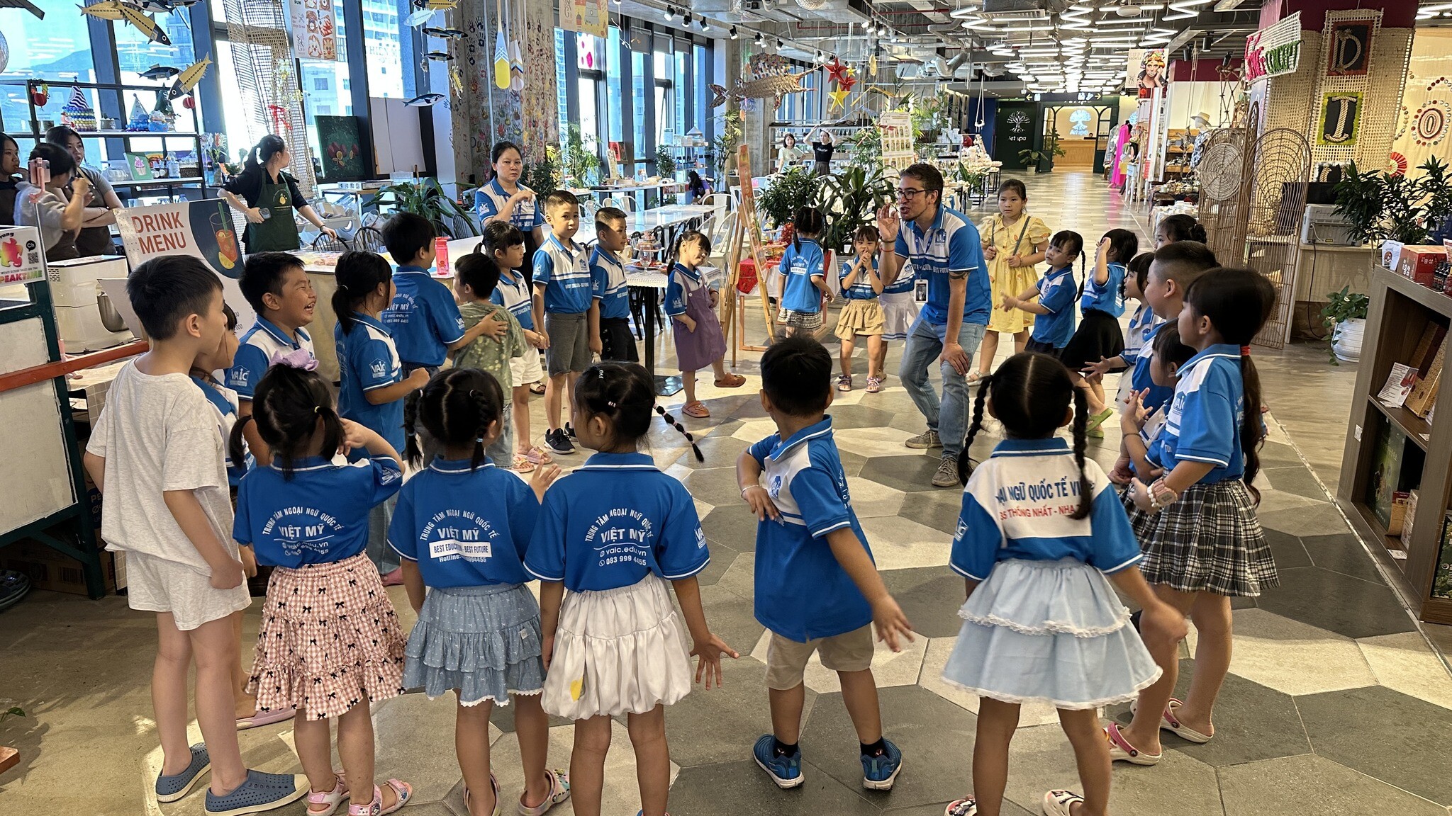 ANH VIỆT MỸ - VAIC 5