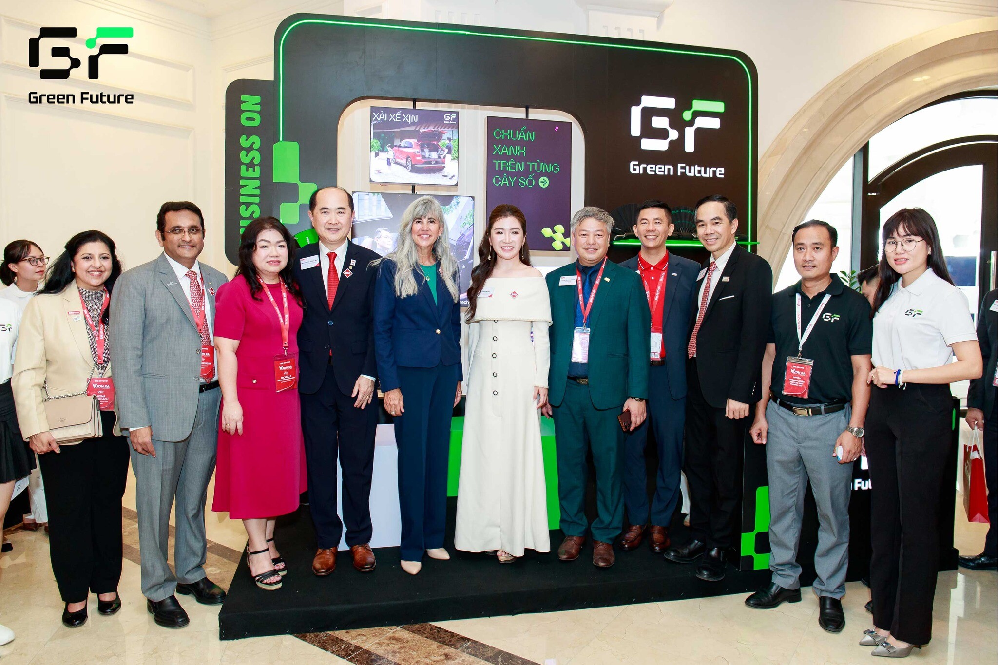 Thương mại và Dịch vụ Green Future 7