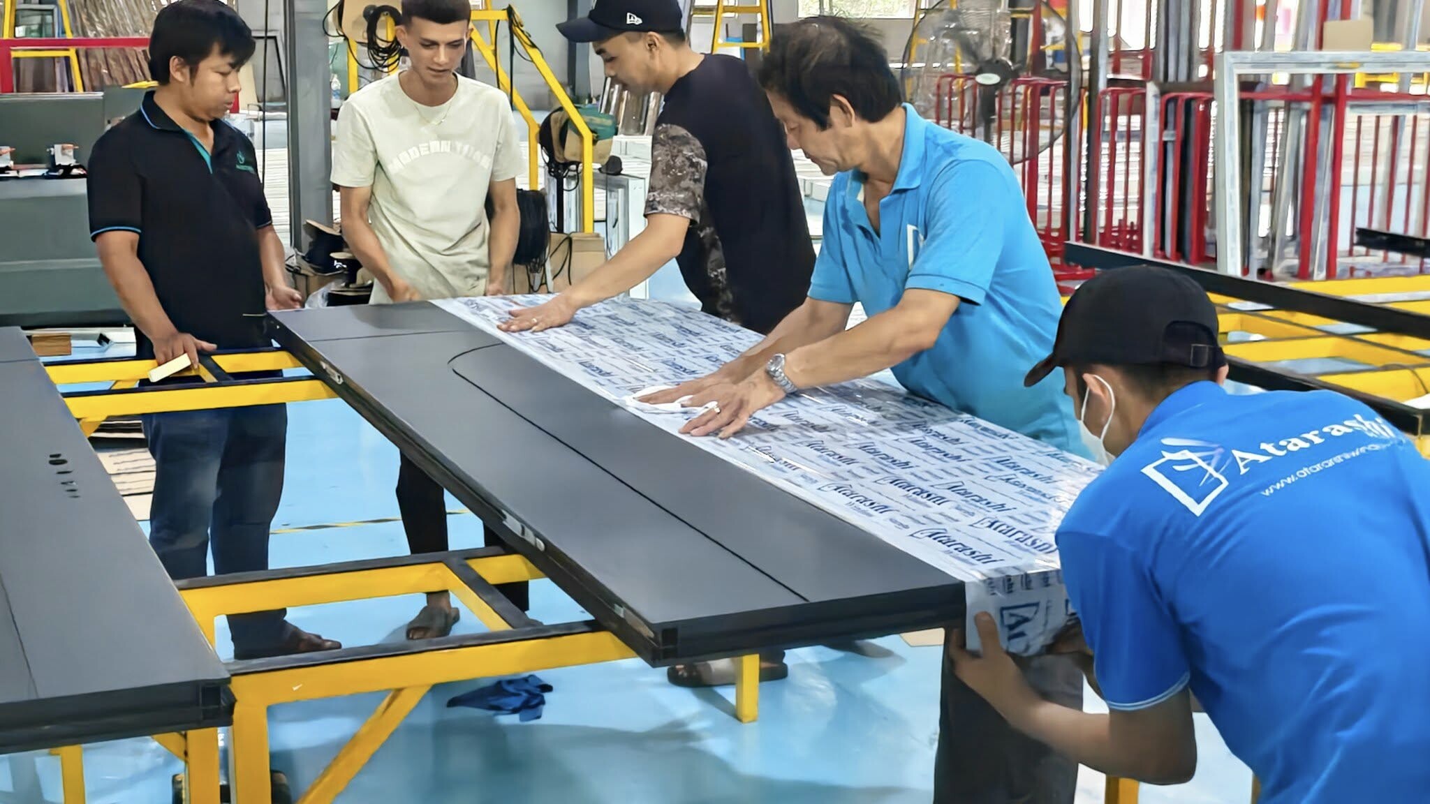 NHÔM KÍNH NAM ÂN 8