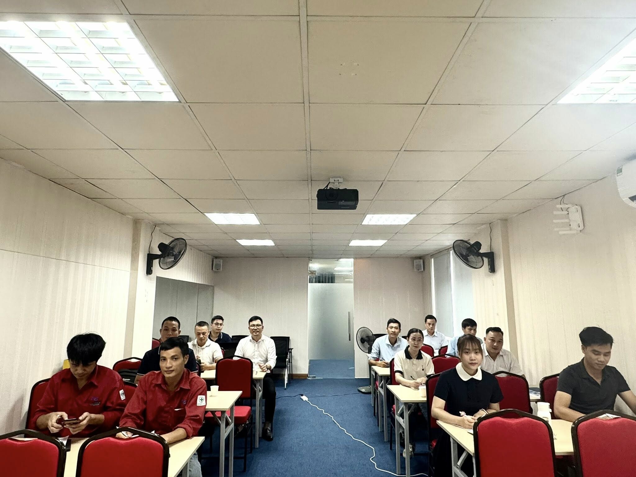 TIẾT KIỆM NĂNG LƯỢNG BÁCH KHOA 9