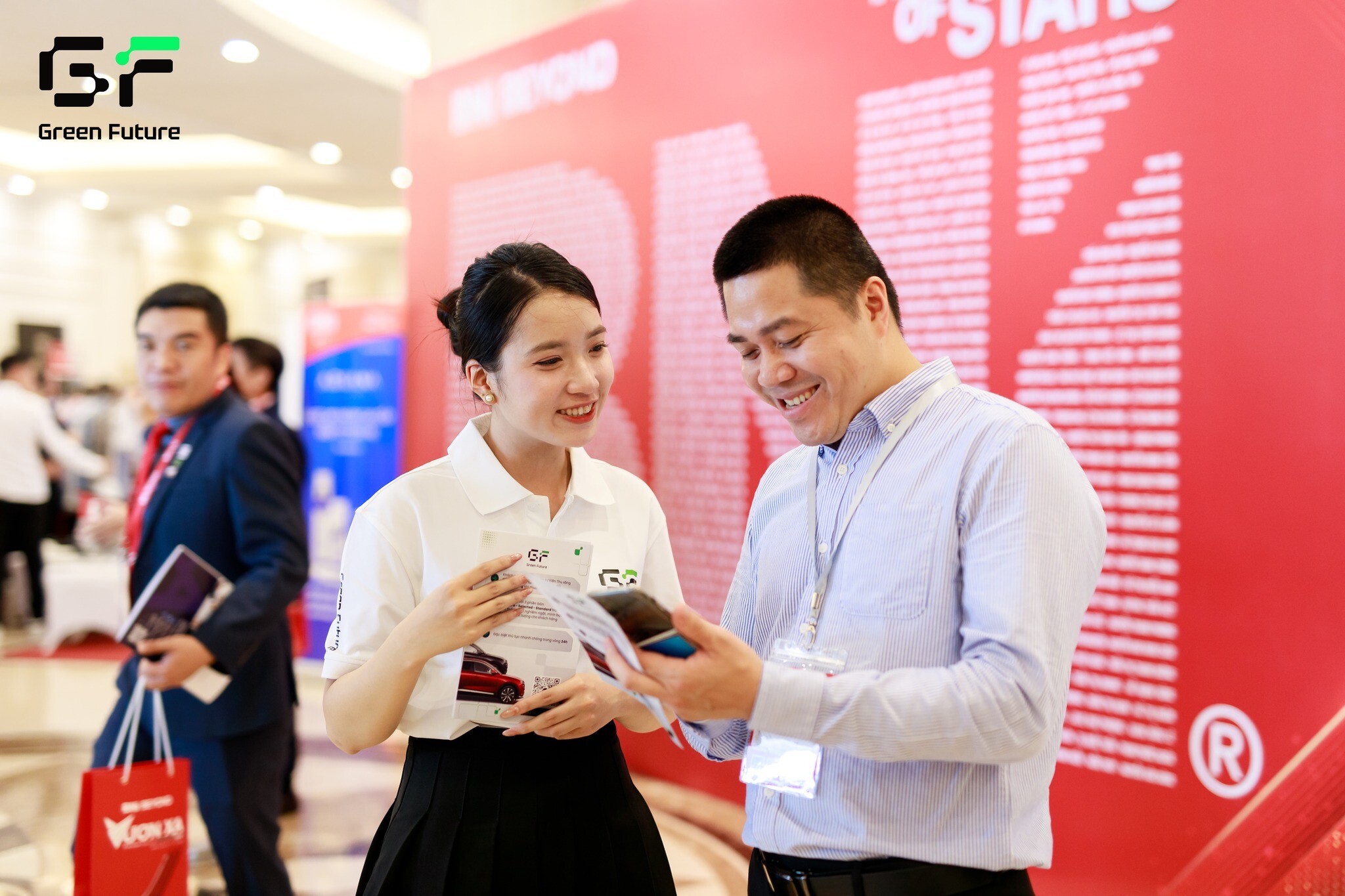 Thương mại và Dịch vụ Green Future 11