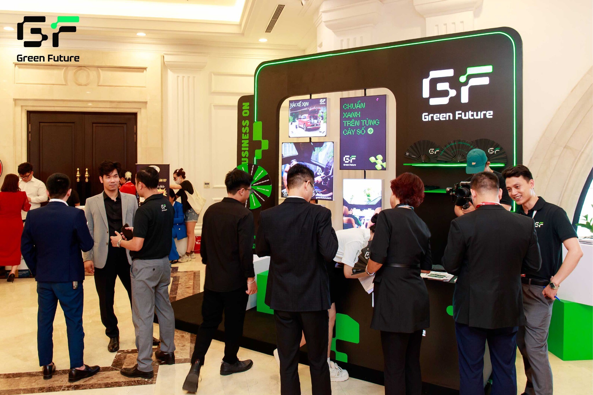 Thương mại và Dịch vụ Green Future 5