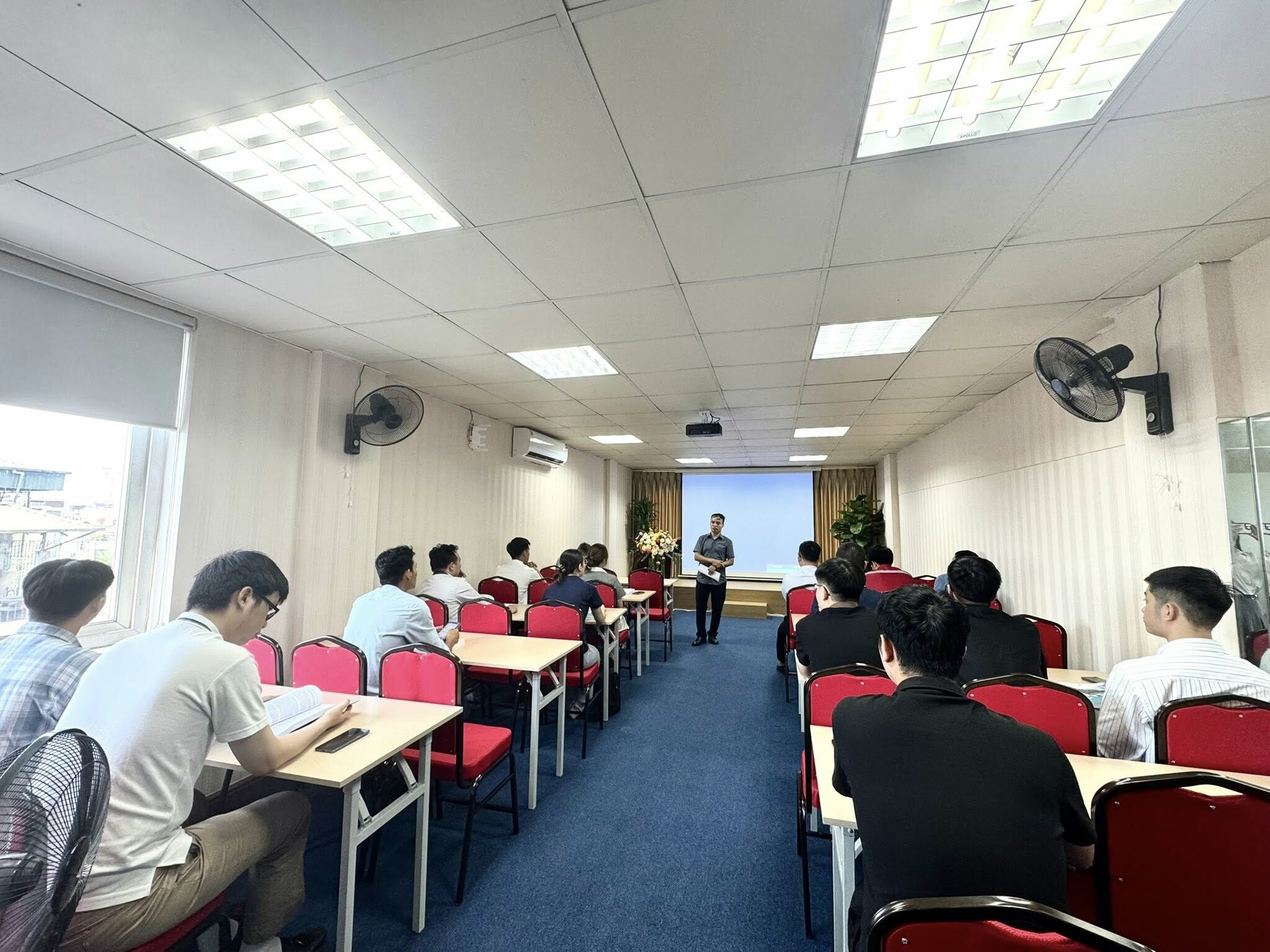 TIẾT KIỆM NĂNG LƯỢNG BÁCH KHOA 7