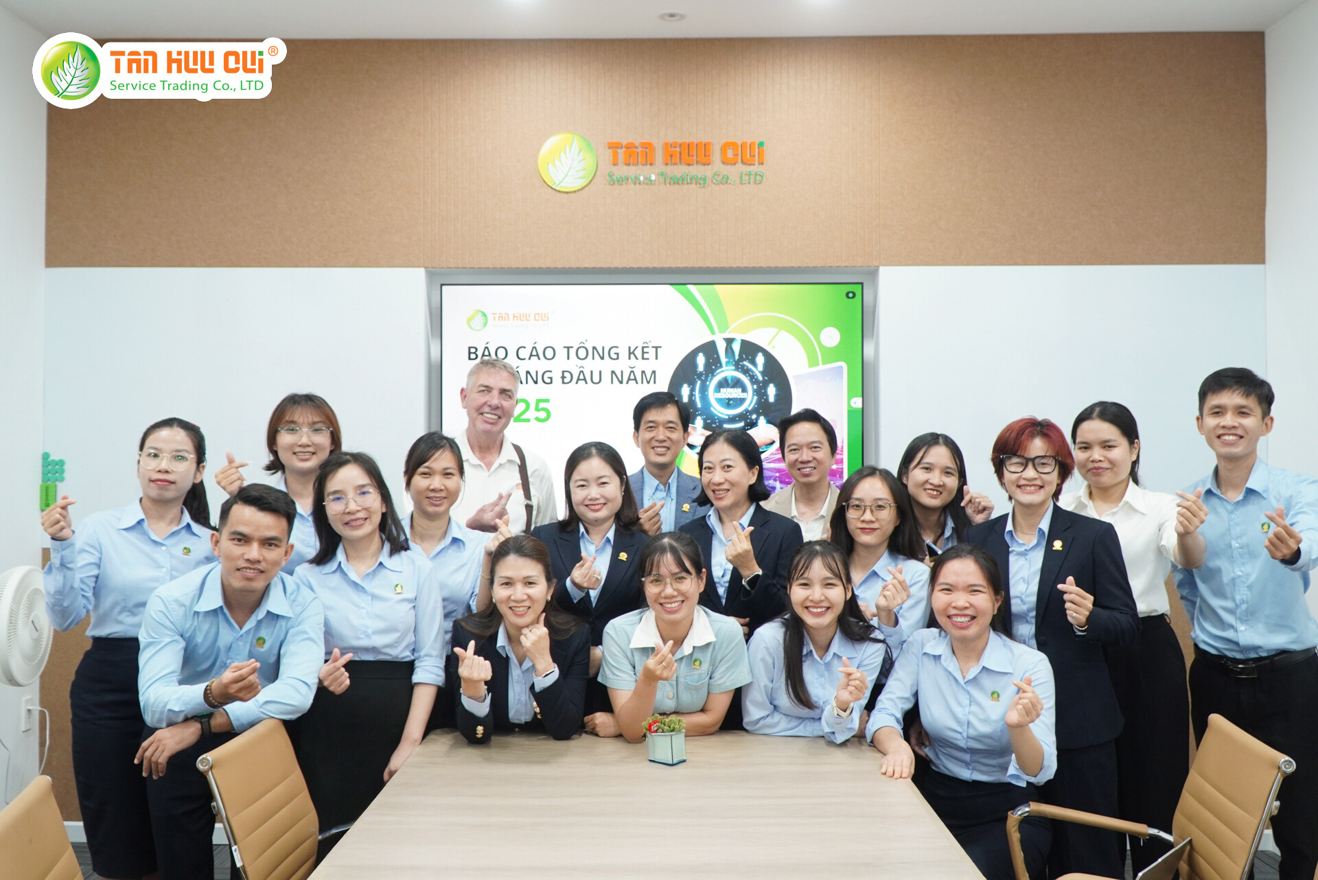 Thương Mại Dịch Vụ Tân Hữu Quí 10