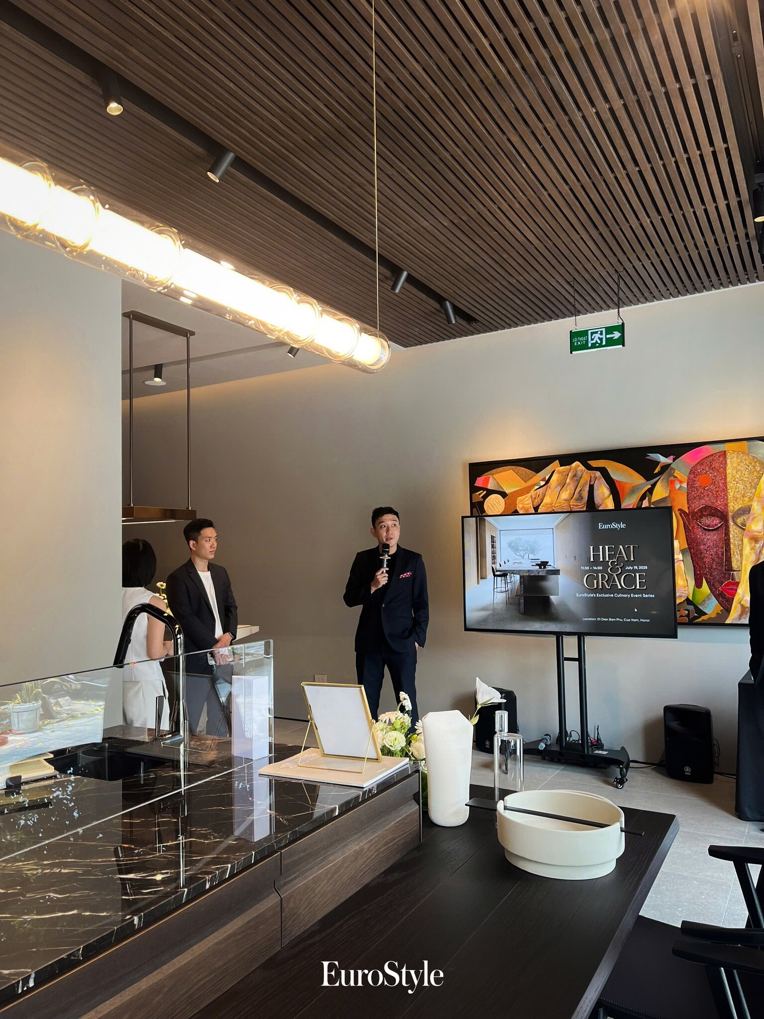 PHONG CÁCH ÂU CHÂU 8