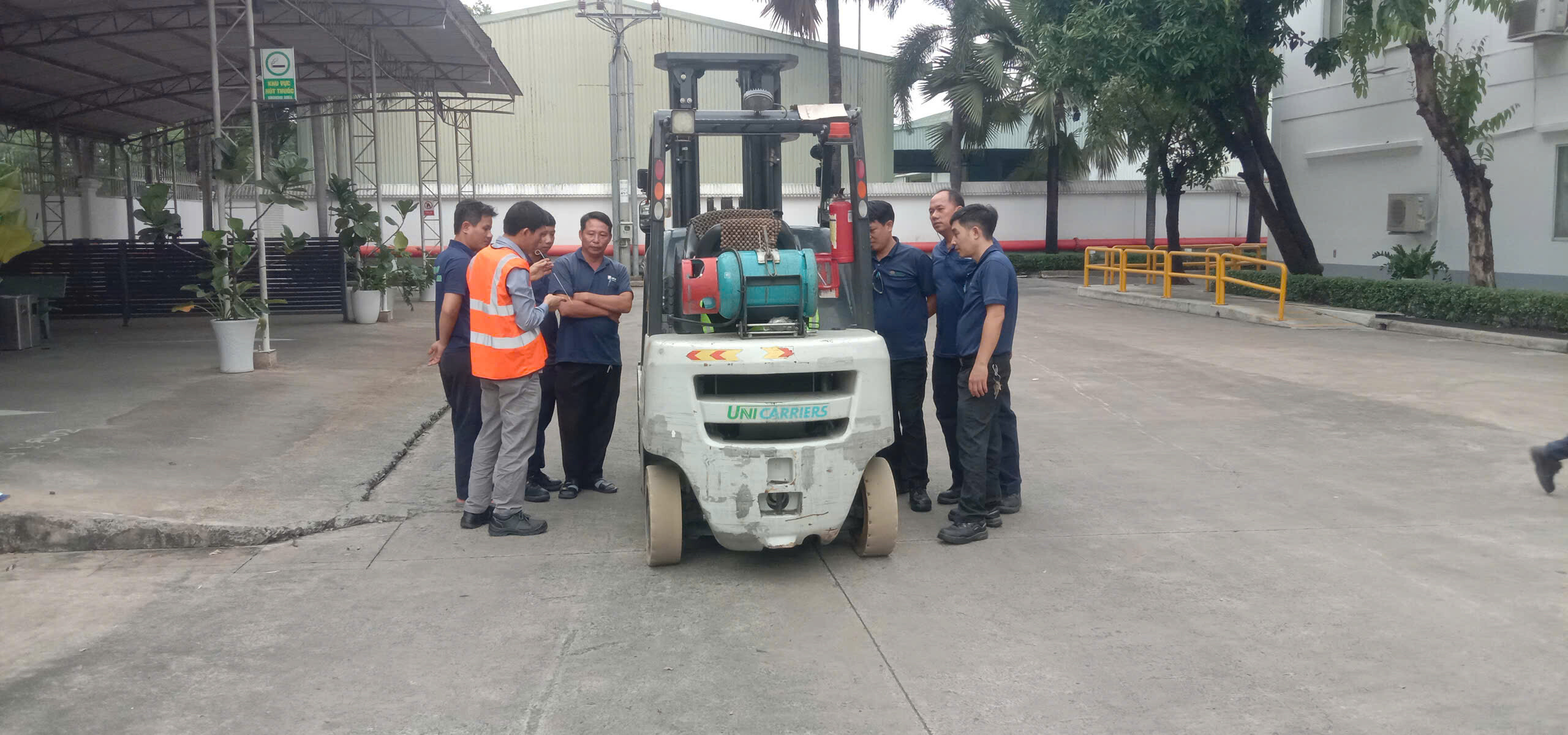 HUẤN LUYỆN VÀ DỊCH VỤ KỸ THUẬT AN TOÀN 10