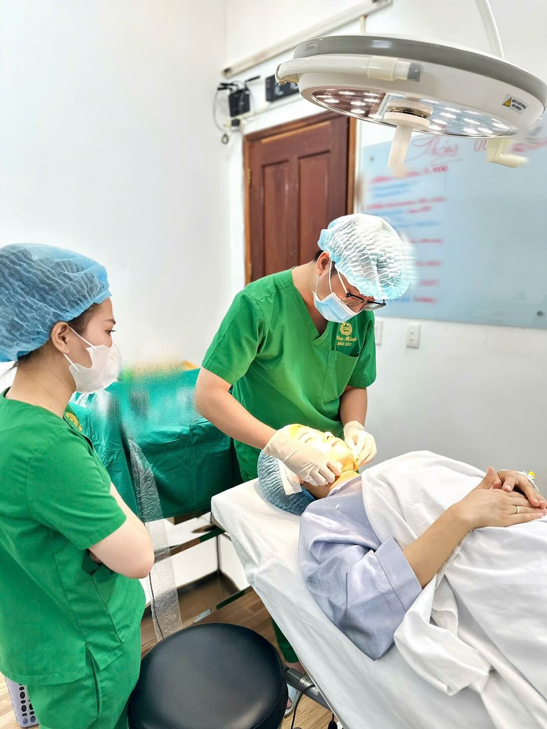 THẨM MỸ VIỆN THU MINH 1