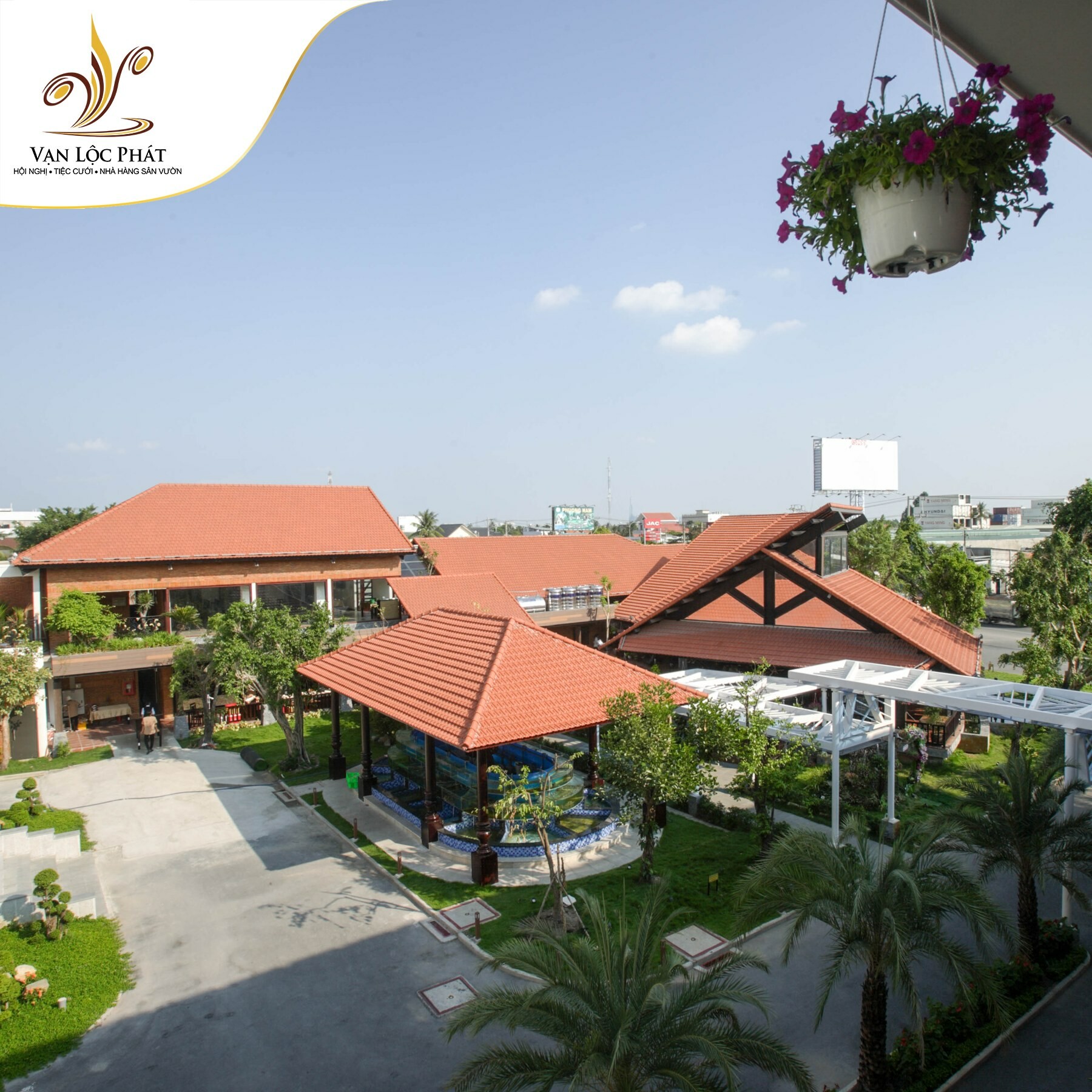 NHÀ HÀNG ẨM THỰC VẠN LỘC PHÁT 9