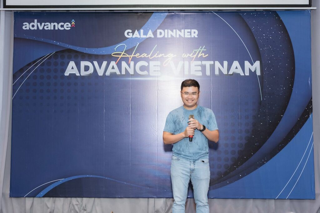 Advance Vietnam 11