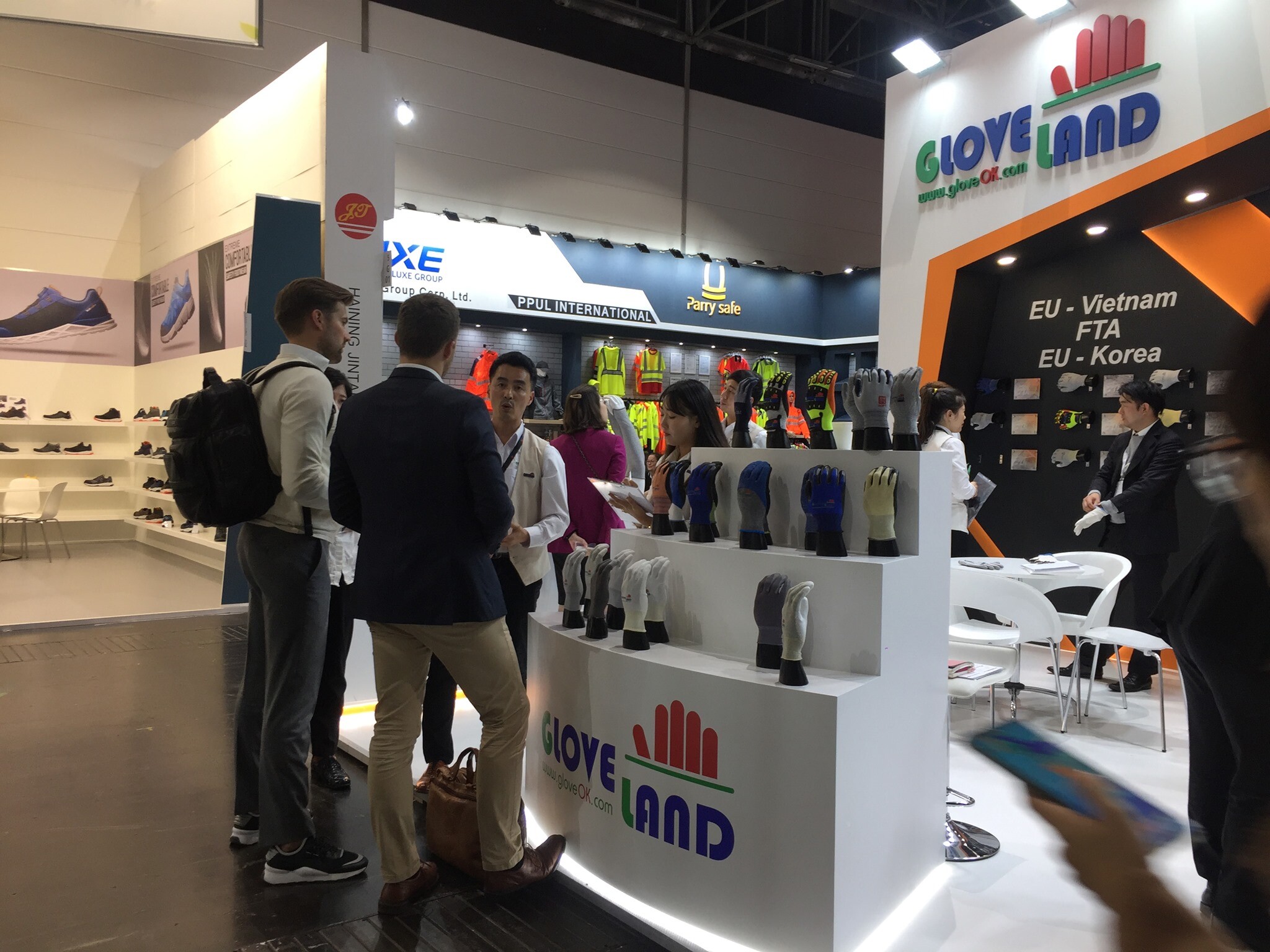 CÔNG NGHỆ GLOVELAND VINA 11