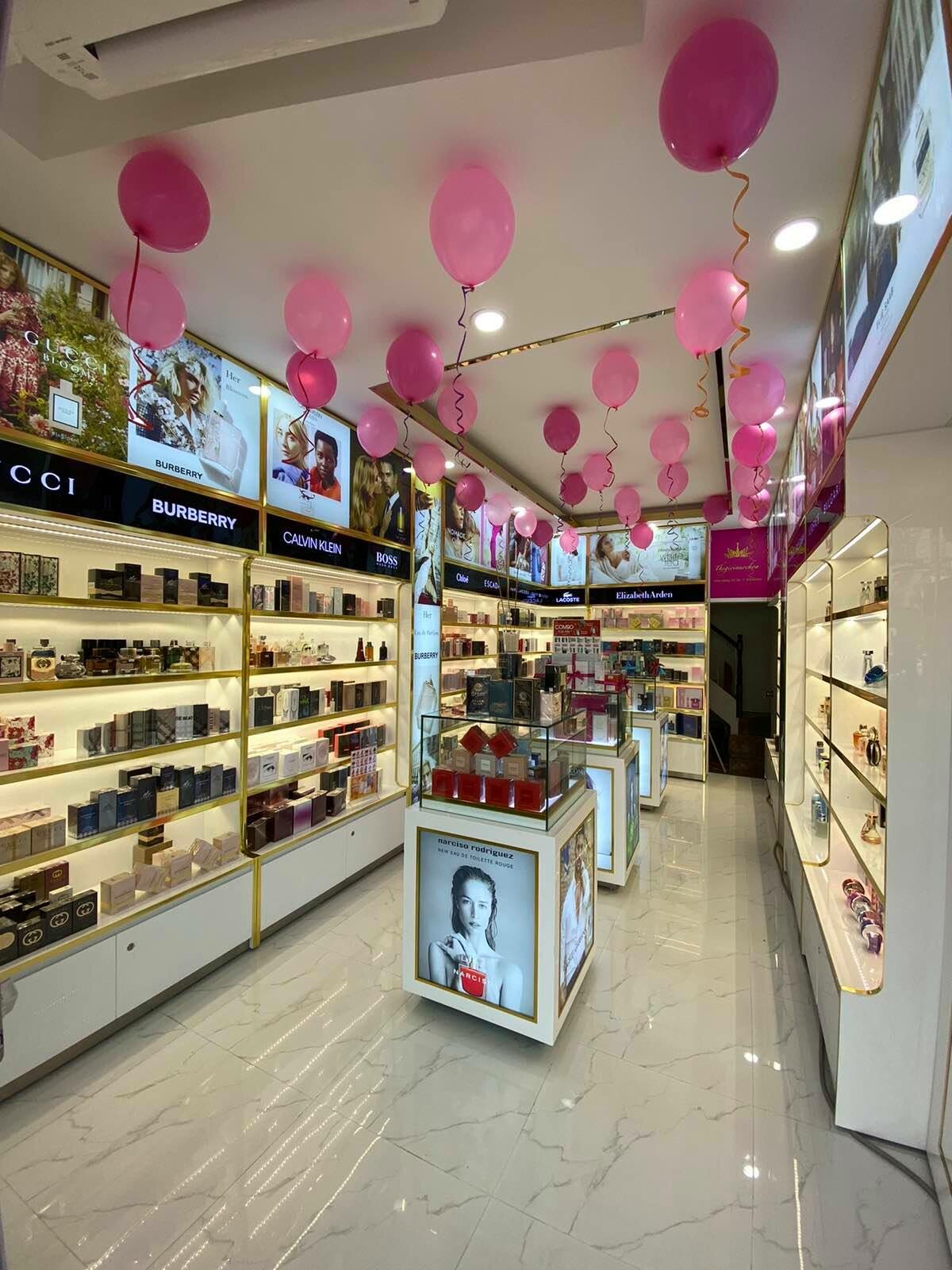 Nước Hoa & Mỹ Phẩm 11