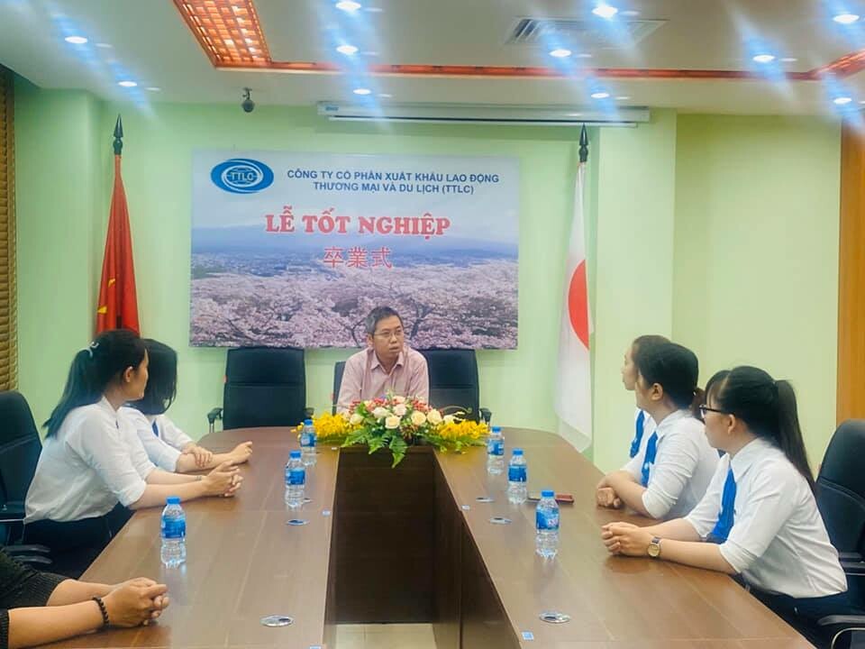 Xuất khẩu lao động, Thương mại & Du lịch (TTLC) 8