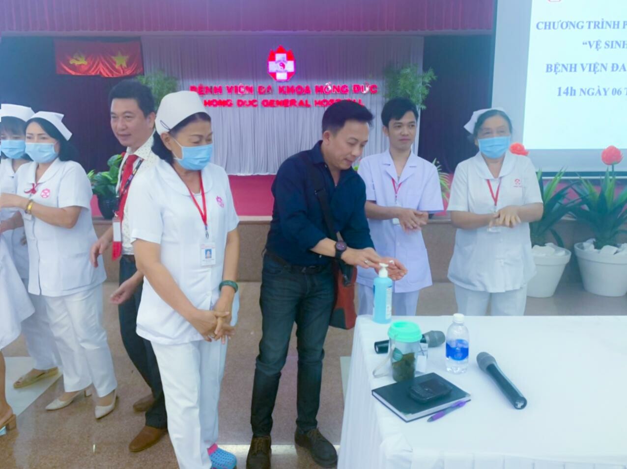 Dr.OH Bệnh viện đa khoa bỏ túi 2