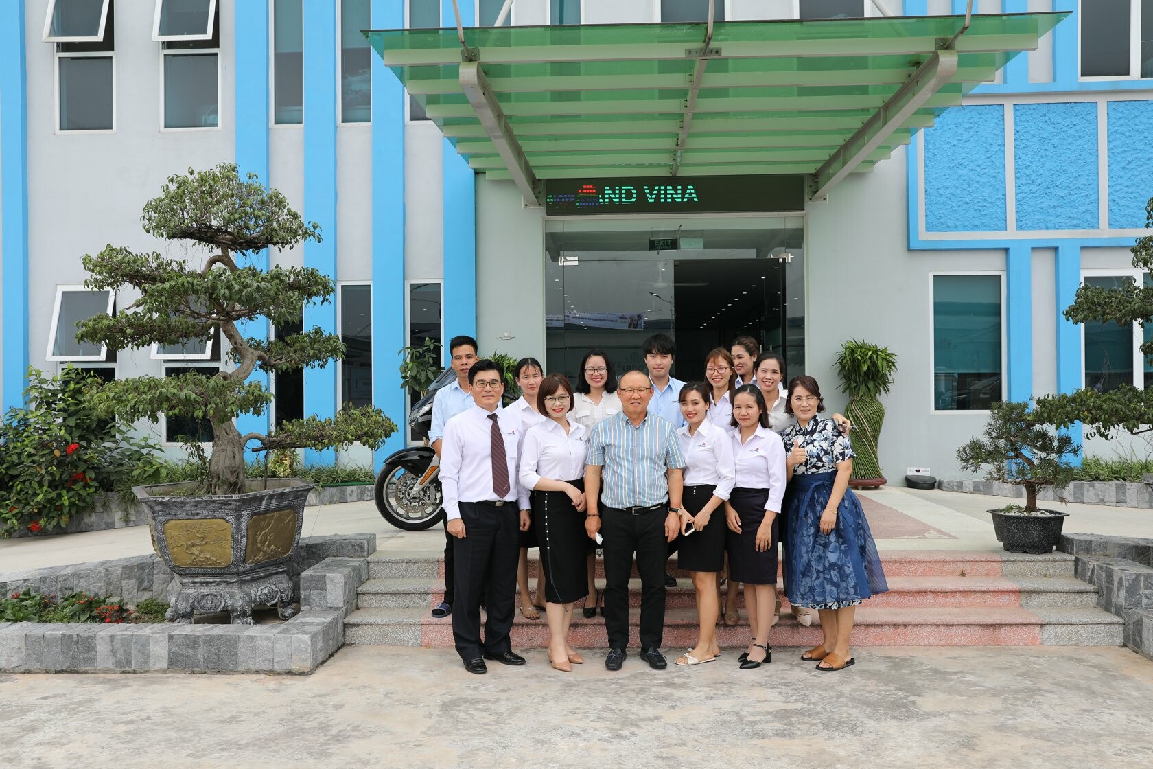 CÔNG NGHỆ GLOVELAND VINA 8