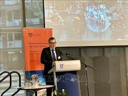 The University of Sydney Vietnam Institute 8