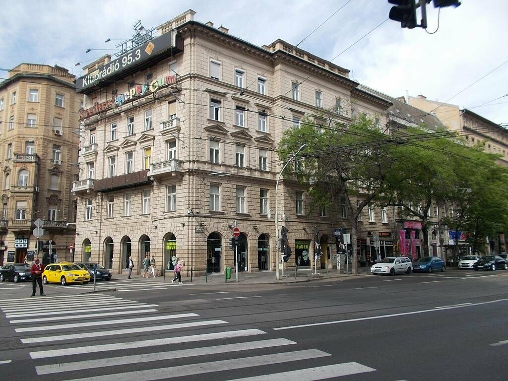 Tập Đoàn Tasmania & Partner 8