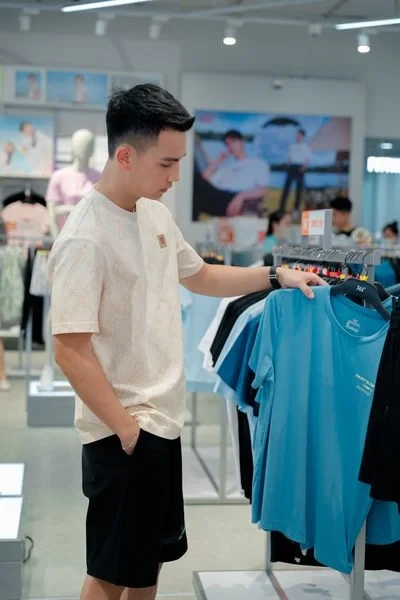 361 VIỆT NAM - One Degree Beyond 9