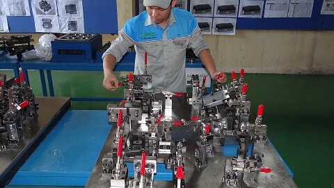 Công Nghệ Và Thiết Bị CNC Hà Nội 2