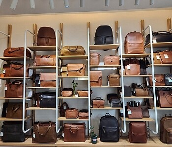 LEE&TEE VIỆT NAM 10