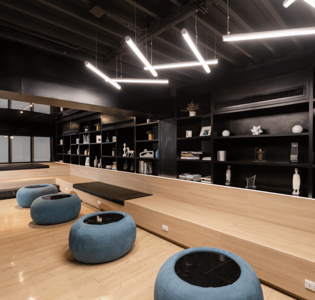 JPS Fashions Việt Nam 1