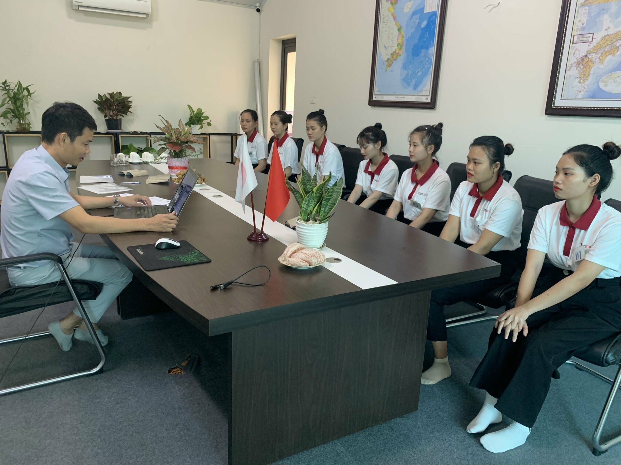 PHÁT TRIỂN NHÂN LỰC VIET PROUD 8