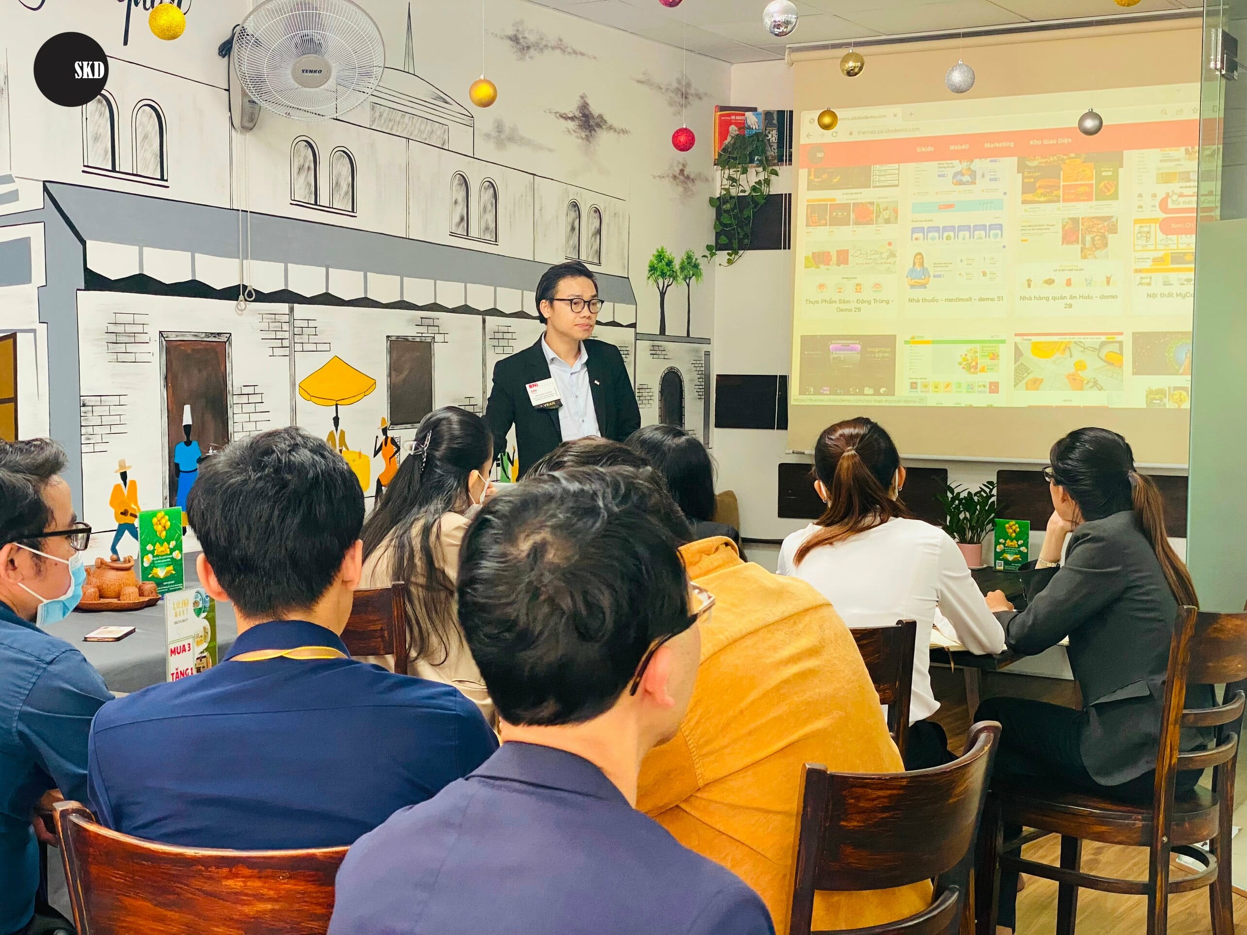 Truyền Thông Và Quảng Cáo Siêu Kinh Doanh 3