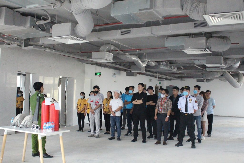 D&D ENGINEERING CONSTRUCTION 1