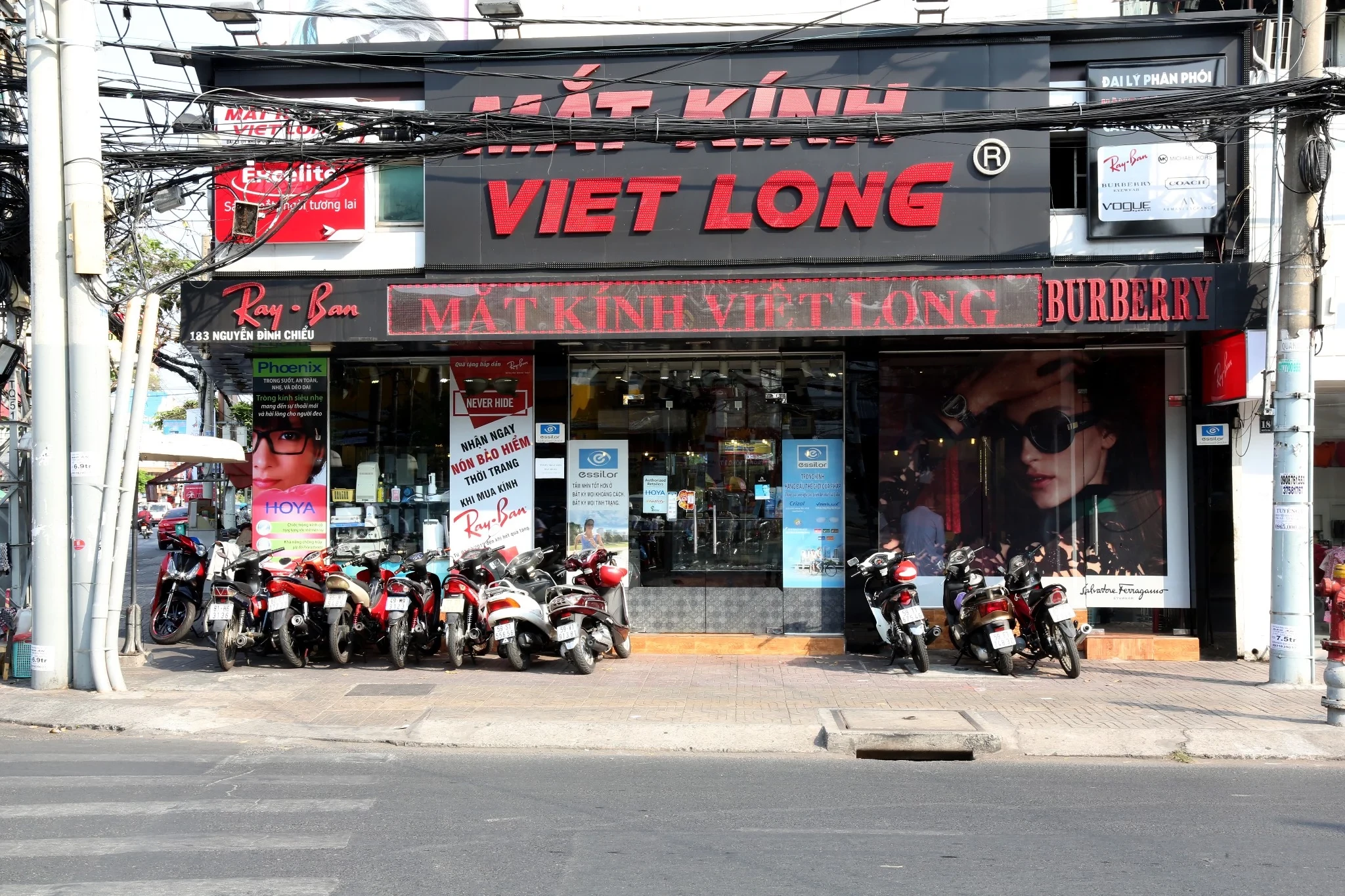 Mắt Kính Việt Long 7