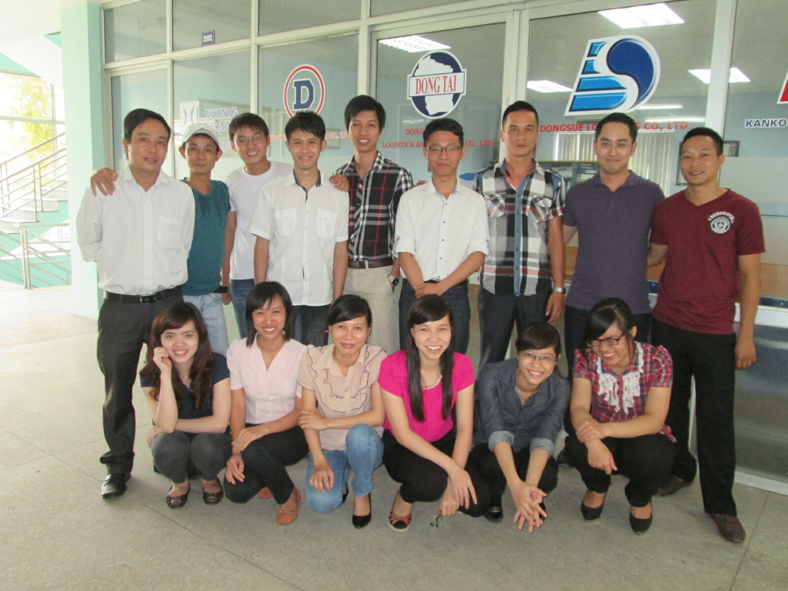 THƯƠNG MẠI VÀ TIẾP VẬN TOÀN CẦU ĐÔNG TÀI 1