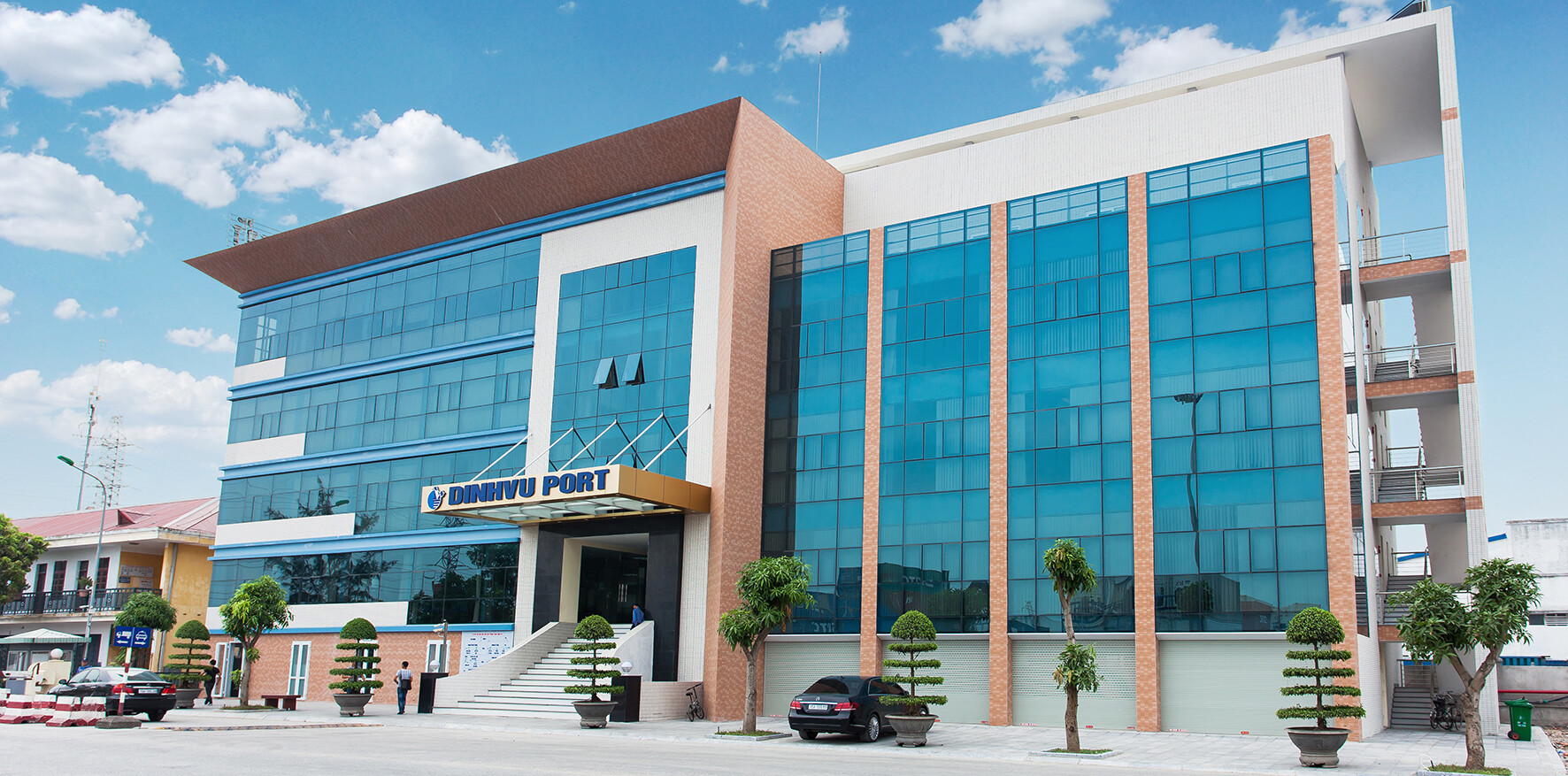 Đầu tư và Phát triển cảng Đình Vũ 2