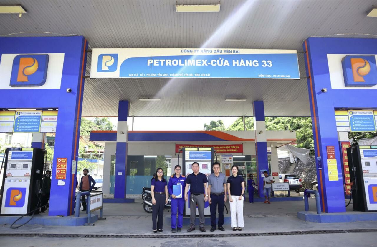 TẬP ĐOÀN XÂY LẮP 1 - PETROLIMEX 5