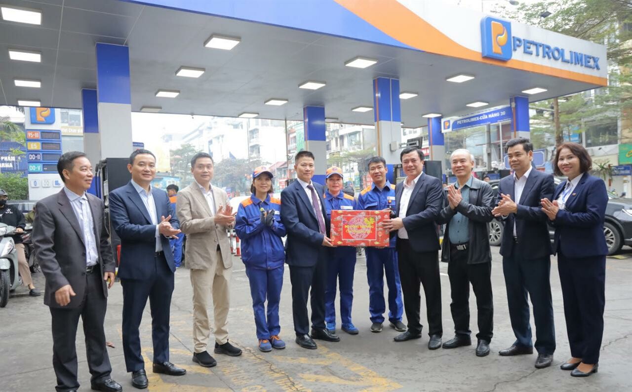 TẬP ĐOÀN XÂY LẮP 1 - PETROLIMEX 4