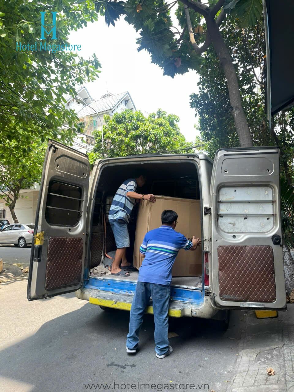 Tư Vấn và Quản lý Khách Sạn Tam Tam 11