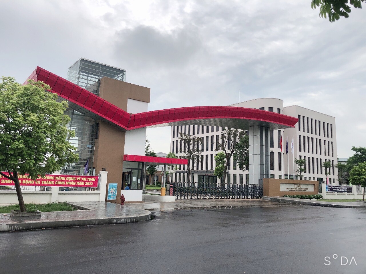 Dịch Vụ Và Hạ Tầng Ô Tô Thành Công 9