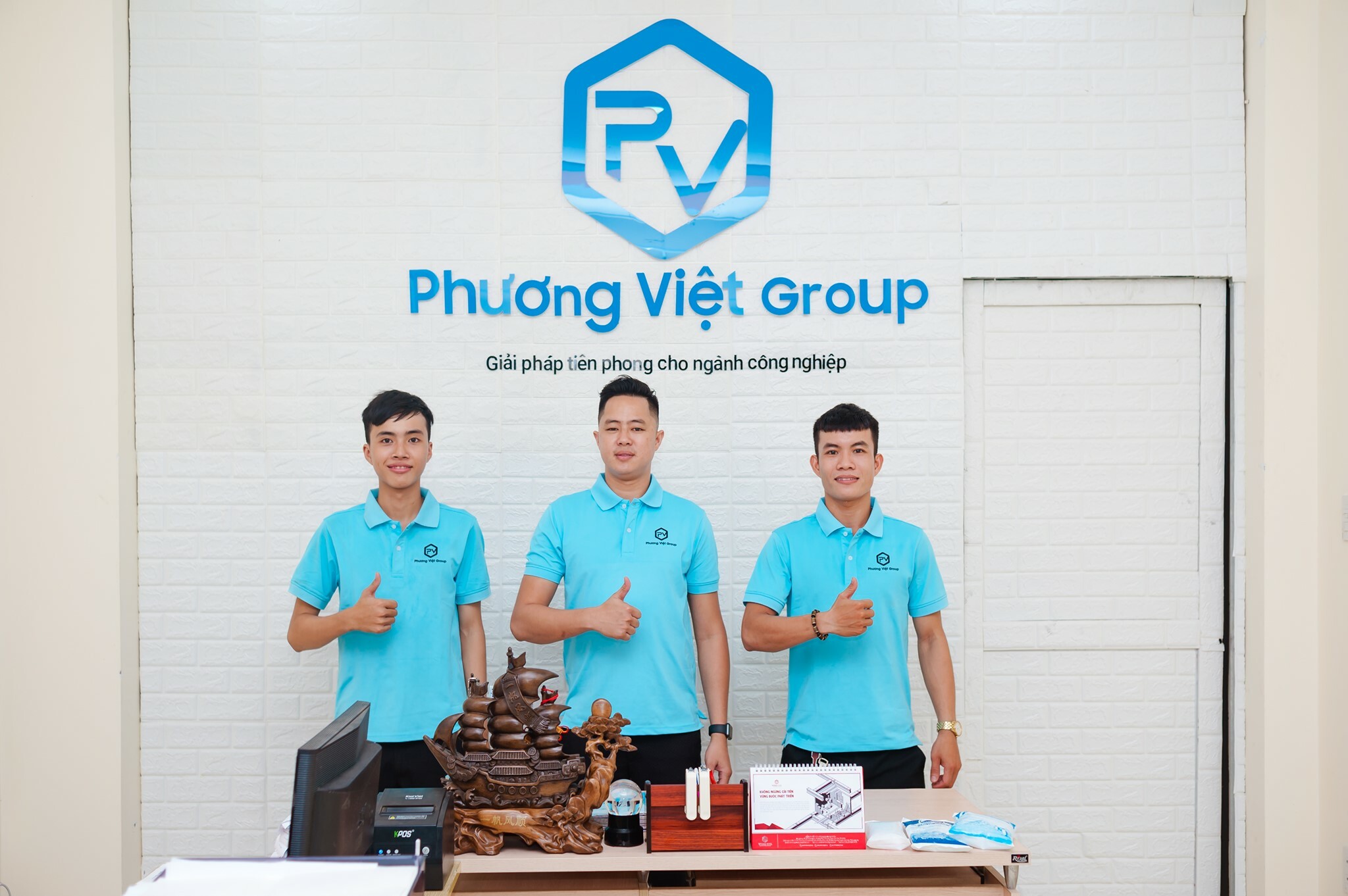 PHƯƠNG VIỆT GROUP 10