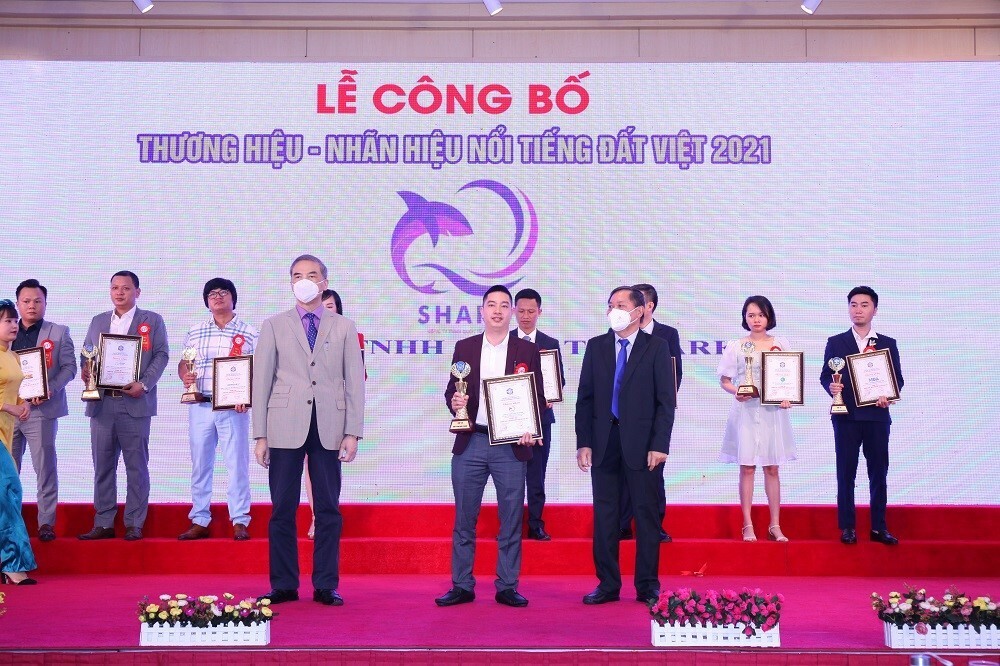 QUỐC TẾ SHARK 13