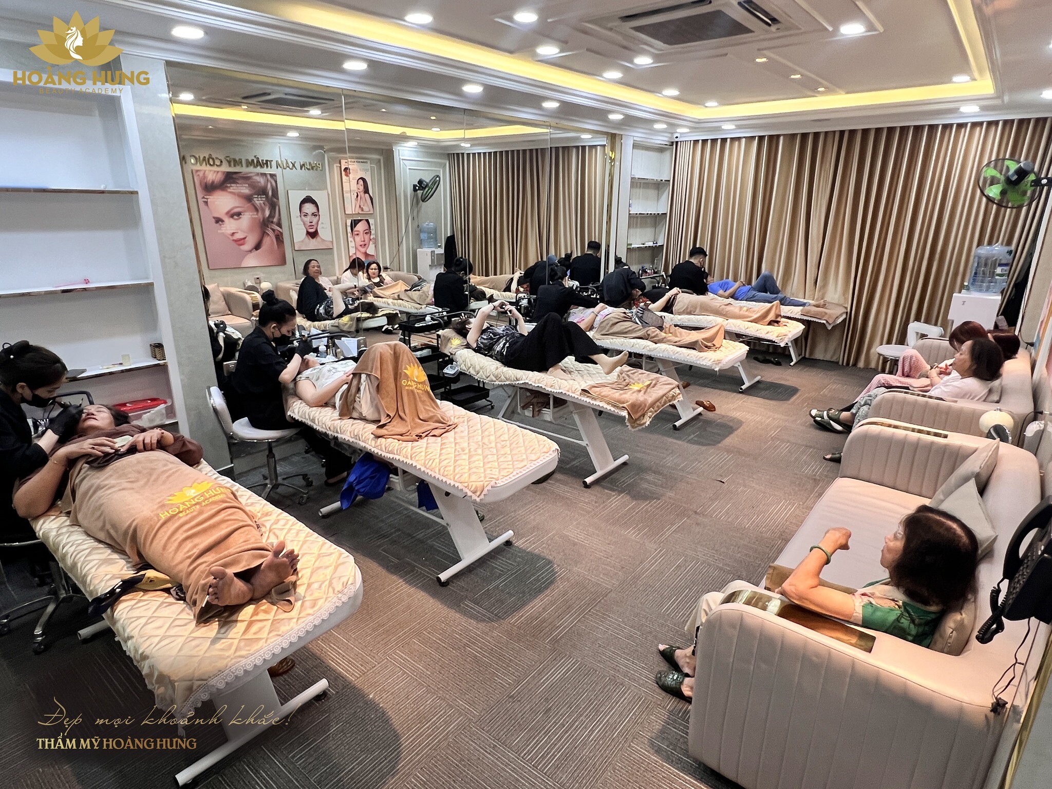 HOÀNG HƯNG BEAUTY CENTER 15