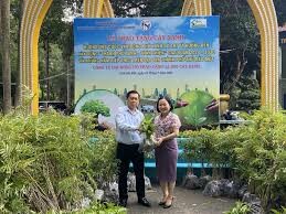 Thương Mại Dịch Vụ Đại Đông Hồ 6