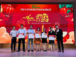 Thương Mại Dịch Vụ Đại Đông Hồ 3