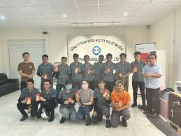 Khoa Học Kỹ Thuật Matrix 1