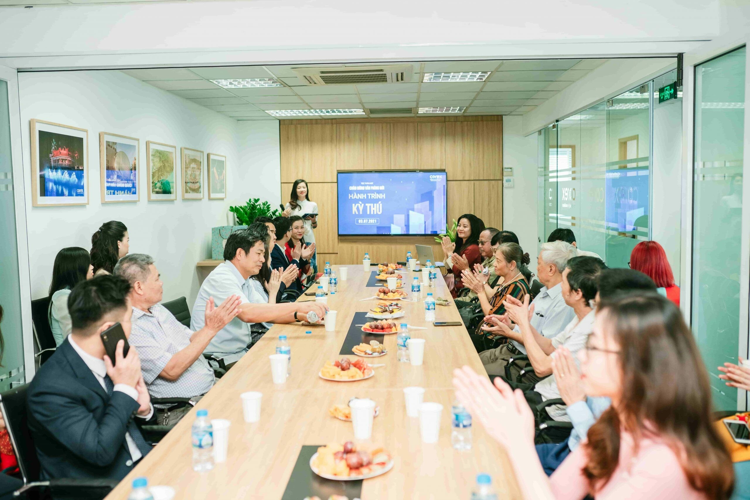 Giải Pháp Kinh Doanh Corex 4